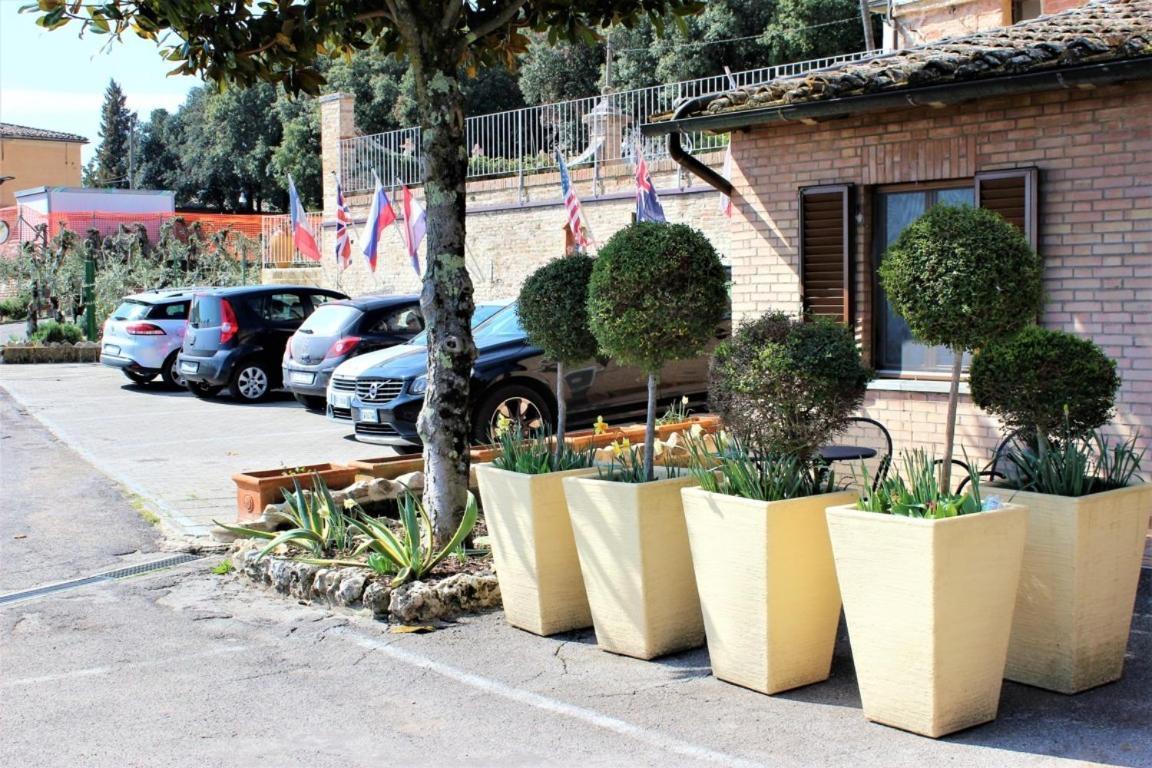 Hotel Porta Romana Siena Exterior foto